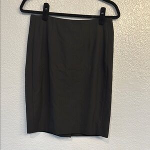 The Limited Classic Black Pencil Skirt